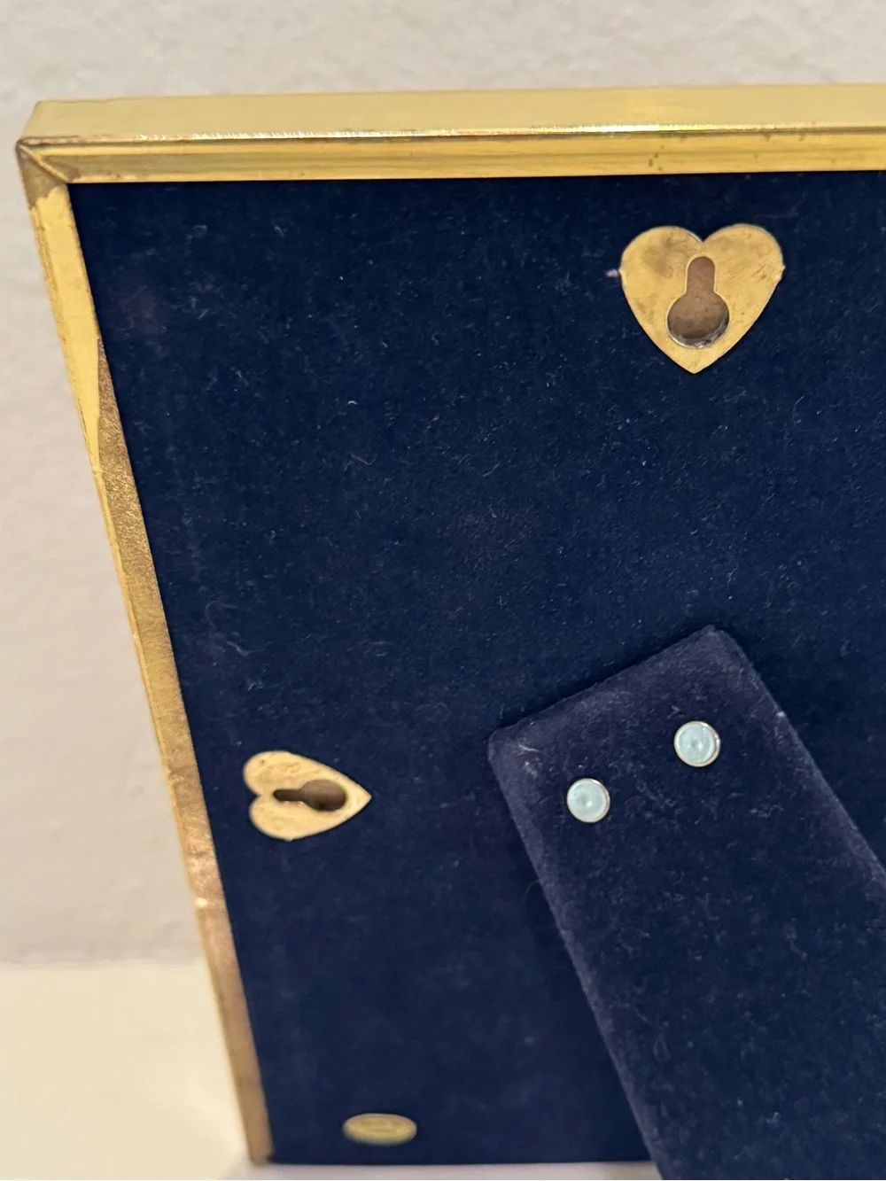 Vintage Brass 5x7 Picture Frame w/ Blue Velvet Backing & Easel